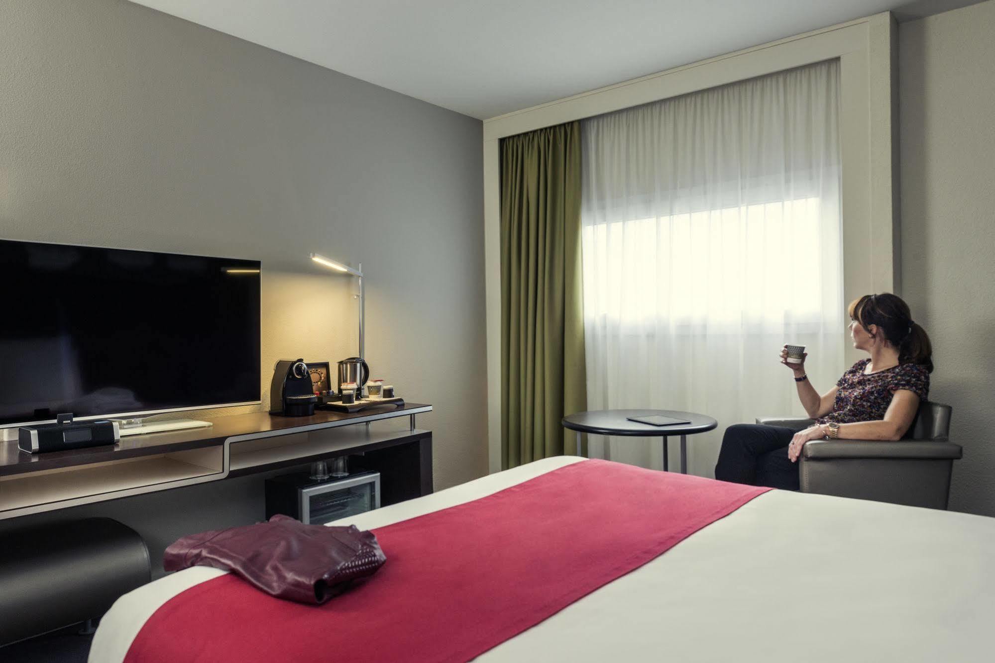 Mercure Rennes Centre Gare Exterior photo